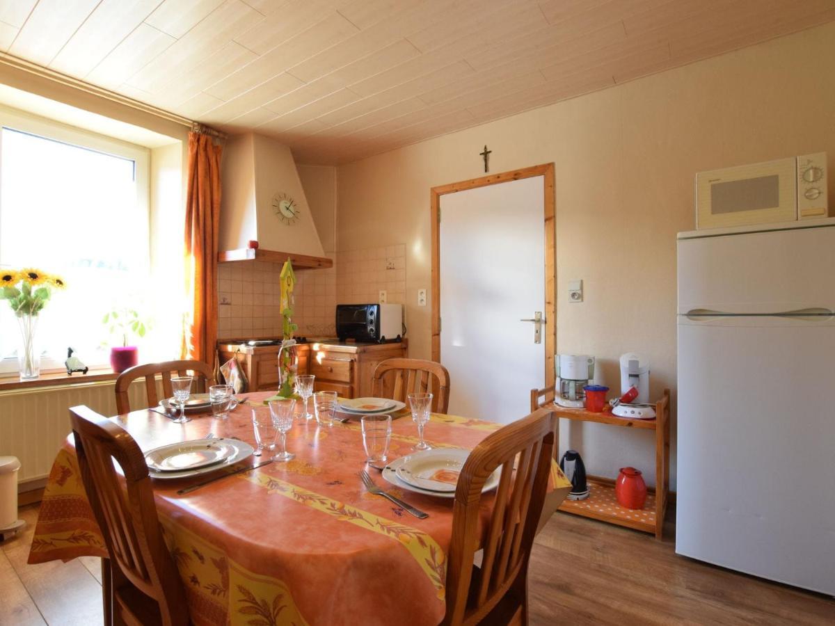 Cozy Holiday Home Near The Forest In Bovigny Gouvy Exterior photo